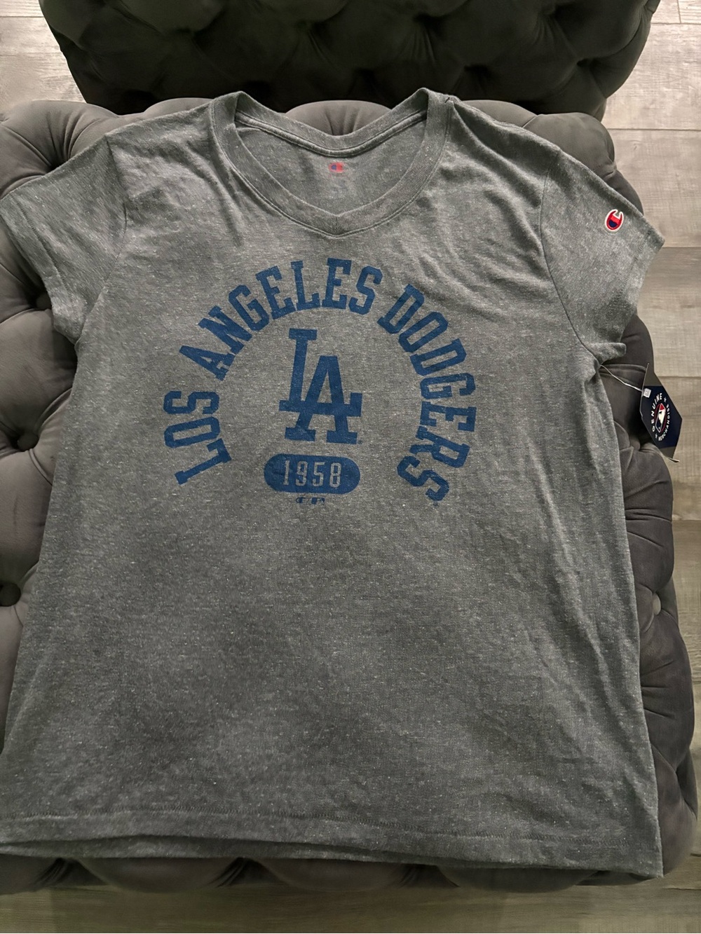 Champion Women’s LA Dodgers Gray Graphic T-Shirt Large
